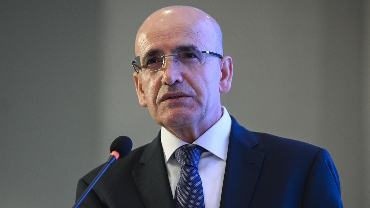 Şimşek'ten mazot açıklaması: Küresel şokun etkisini sınırlıyoruz