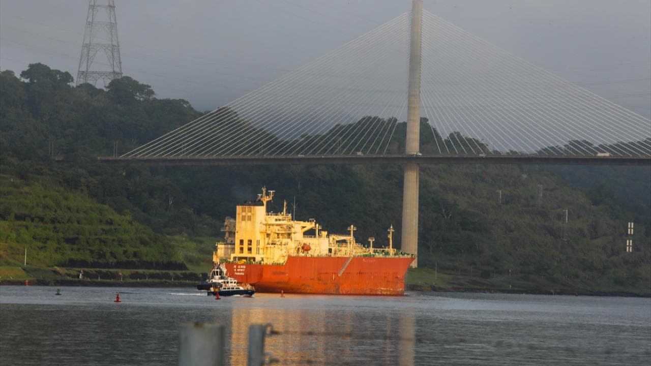 El Nino kuraklığı Panama Kanalı'ndaki gemi geçişlerini yeniden kısıtlıyor
