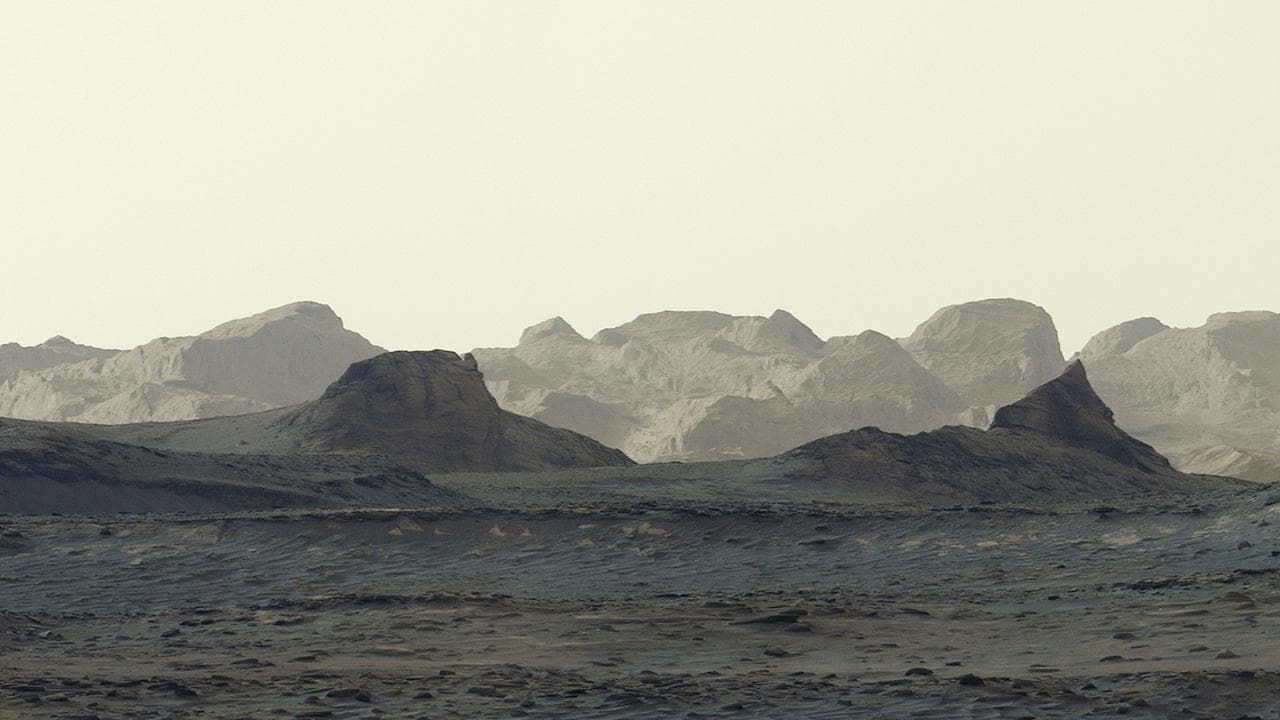 NASA'nın Curiosity aracı Mars'ta çarpıcı bir şafak fotoğrafı çekti