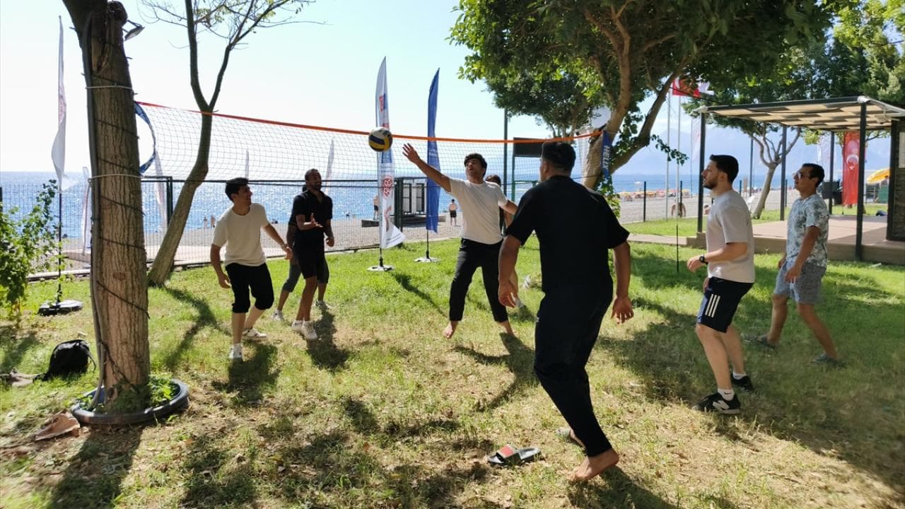 14 ülkeden gençler, Antalya'da 'Doğada Gençlik Aktivitesi'ne katıldı