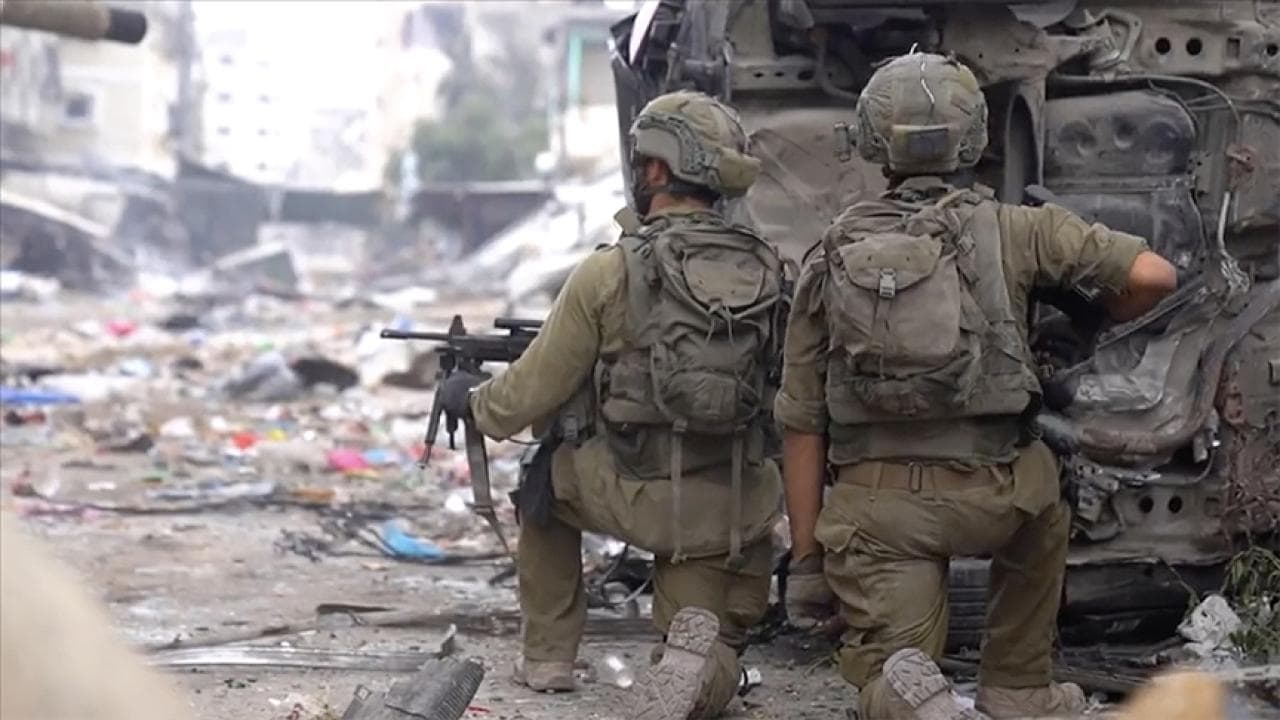 Soykırımcı İsrailli askerler, Gazze'de sivillerin bulunduğu binaları bombalama talimatı aldıklarını itiraf etti