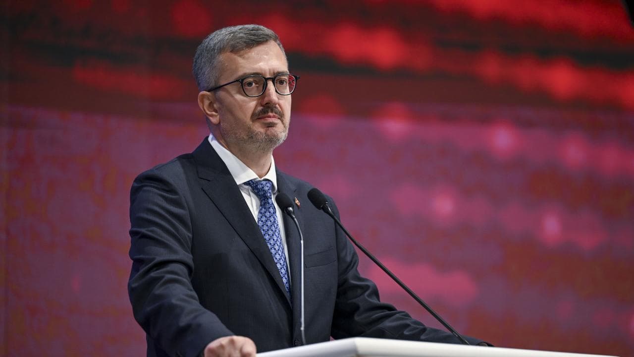 İletişim Başkanı Duran: Dijital alanı güvenli kılmak en önemli görevimizdir