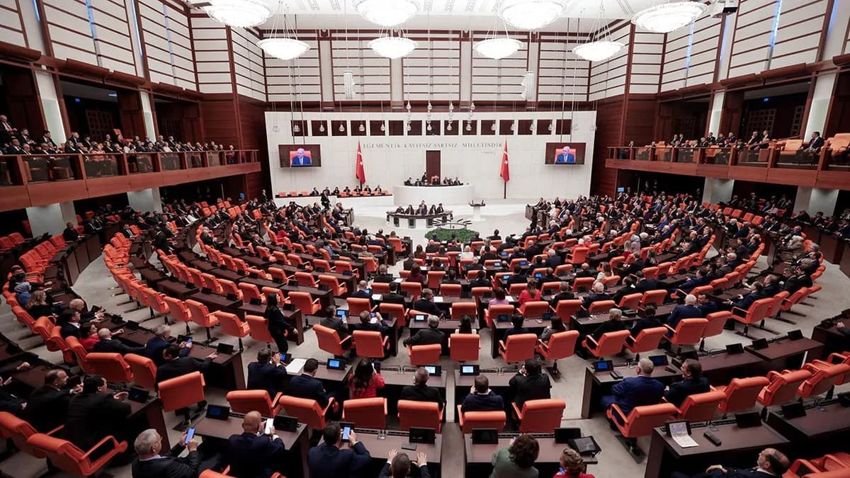 TSK ile ilgili düzenlemeleri de içeren kanun teklifi TBMM Genel Kurulunda