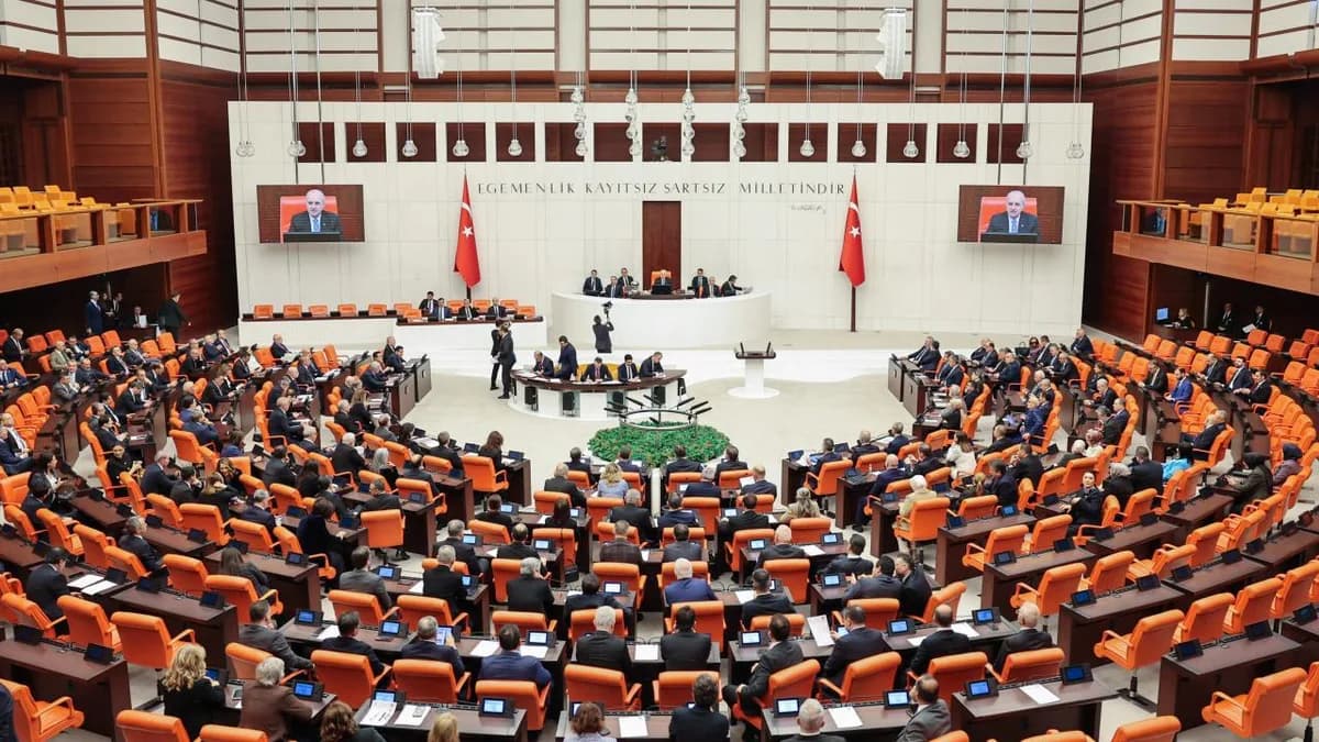 En düşük emekli aylığı teklifi Meclis'e sunuldu