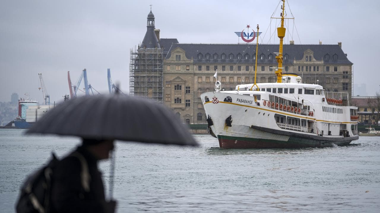 Meteoroloji'den İstanbul için kuvvetli yağış uyarısı