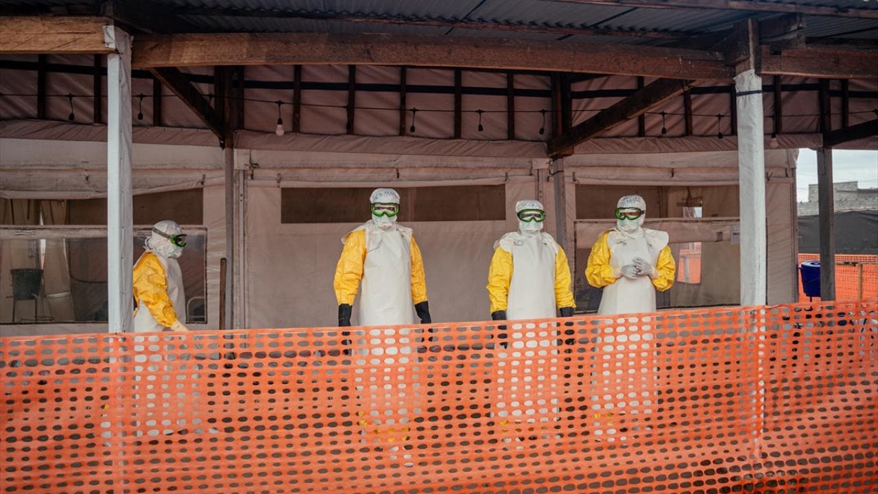 Uganda'nın Ebola'dan arındırılmış ülke ilan edilmesi için gözlem süreci başlıyor