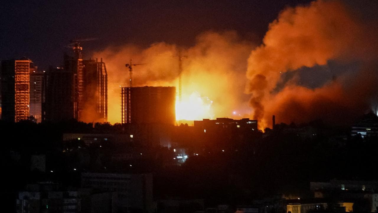 Kiev Belediye Başkanı Kliçko, kentin balistik füze saldırısı altında olduğunu açıkladı