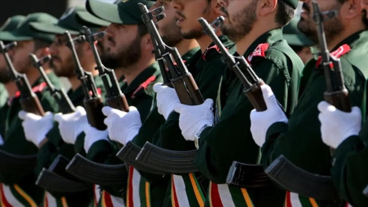İran Devrim Muhafızları Ordusunun yayın organı: İran, tehditlerin gölgesinde hiçbir anlaşma yapmayacak
