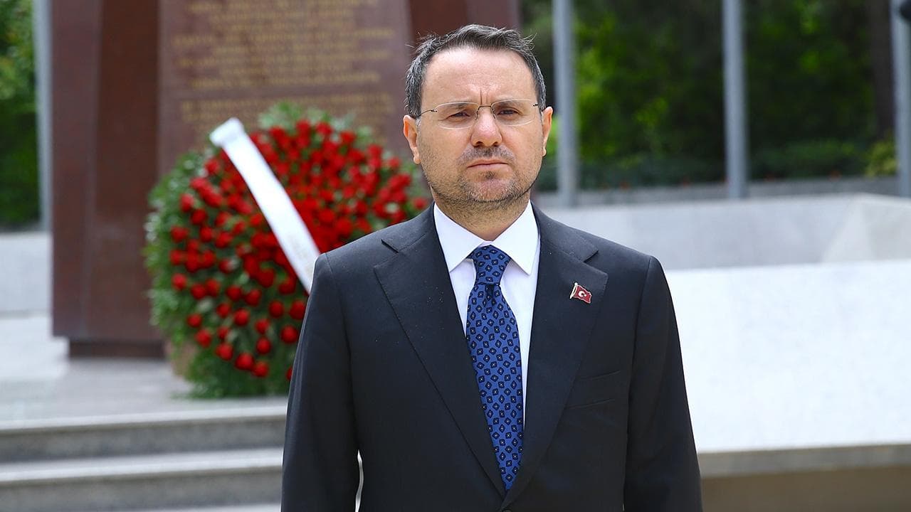 Bakan Gürlek, Uğur Mumcu'nun ailesiyle görüştü