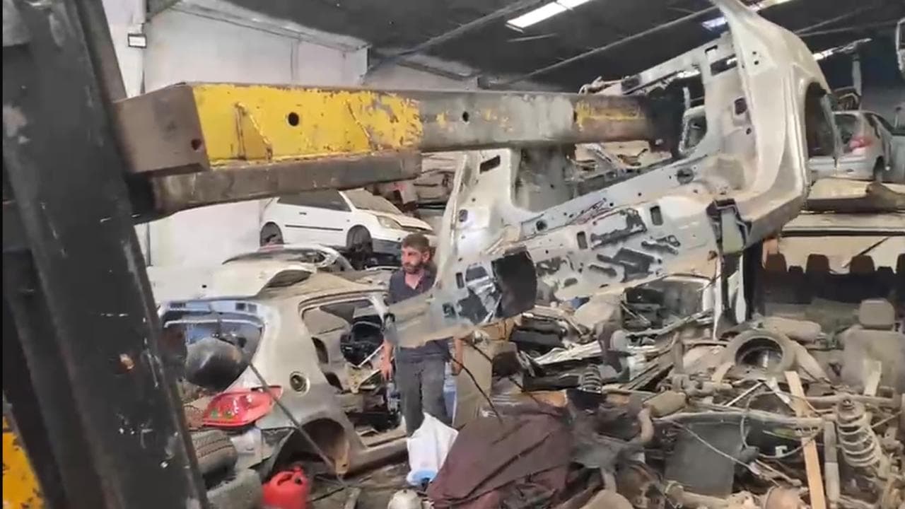 Araçların şasi numaralarını değiştiriyorlardı, 3 şüpheli gözaltında