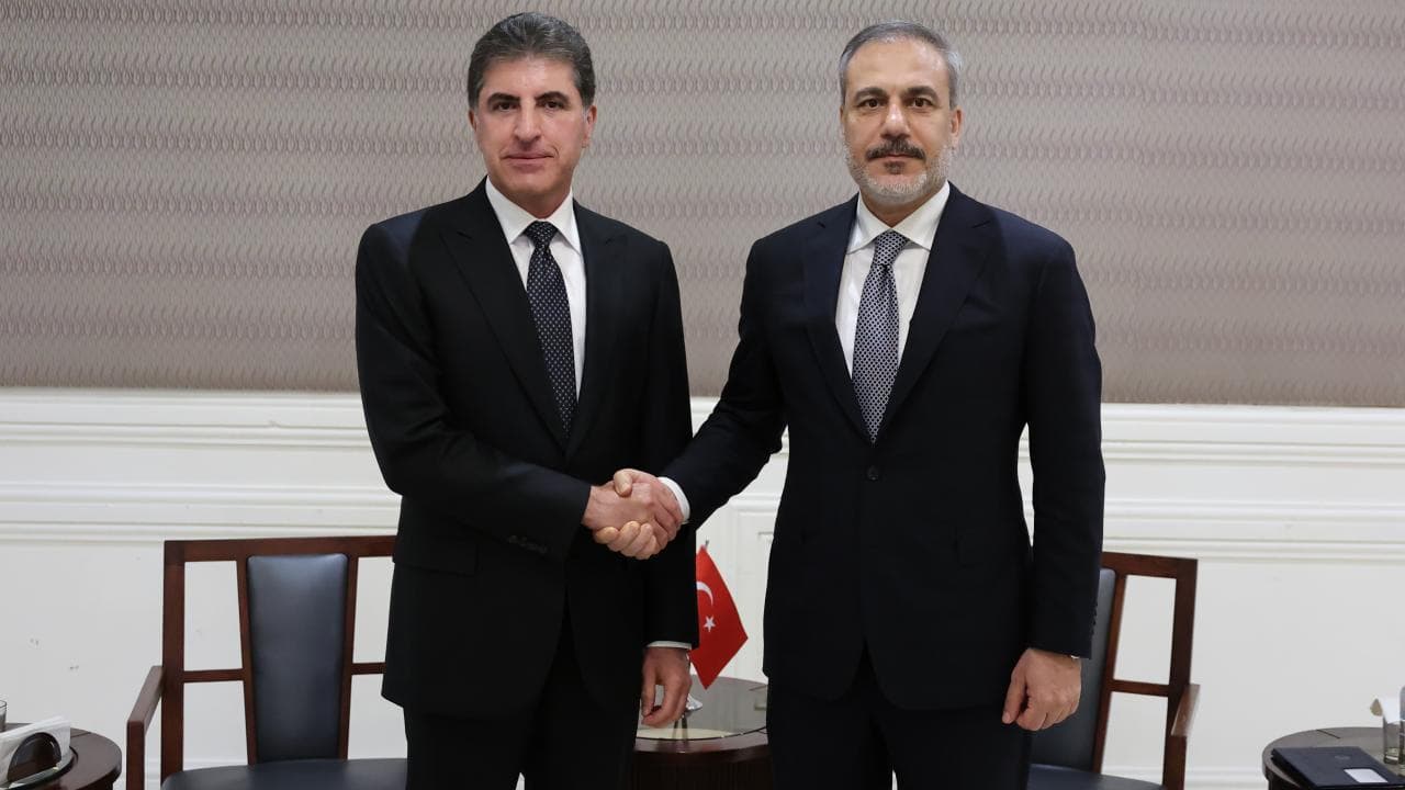 Bakan Fidan, IKB Başkanı Neçirvan Barzani ve IKBY Başbakanı Mesrur Barzani ile görüştü