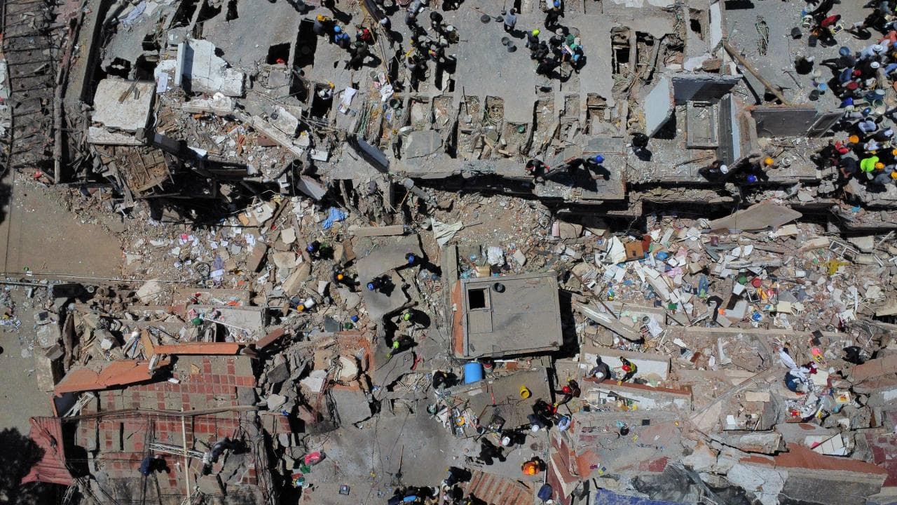 Kolombiya, deprem nedeniyle ABDden ek gümrük vergilerini askıya almasını istedi