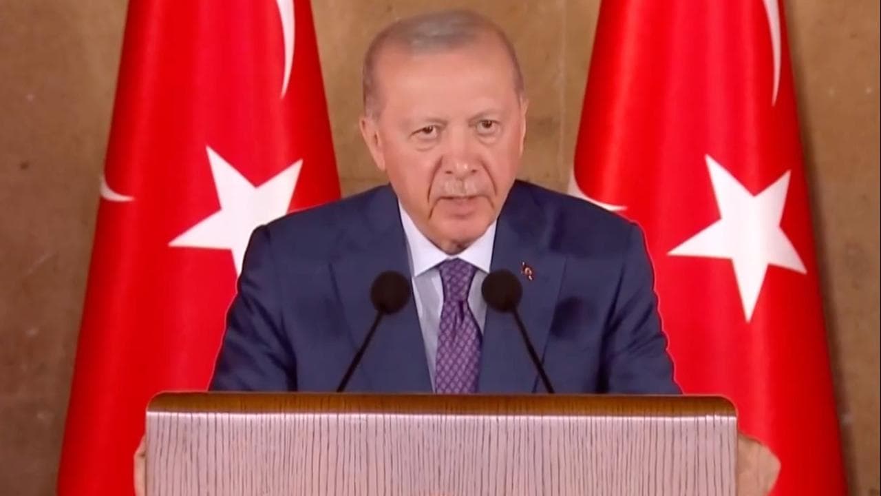 Erdoğan: Milletten başka hiçbir aktör Türkiye'ye rota ve sınır çizemez
