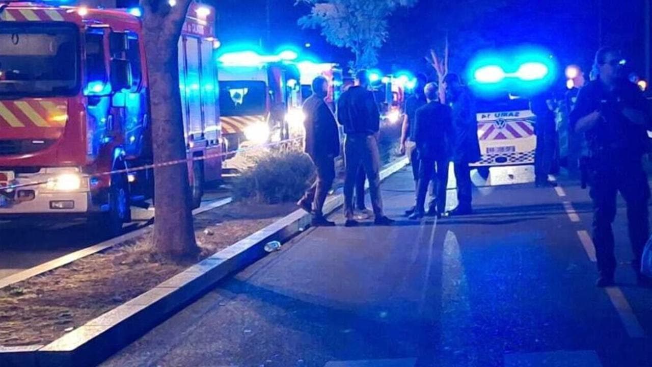 Fransa'da bir sürücü aracını yayaların üzerine sürdü