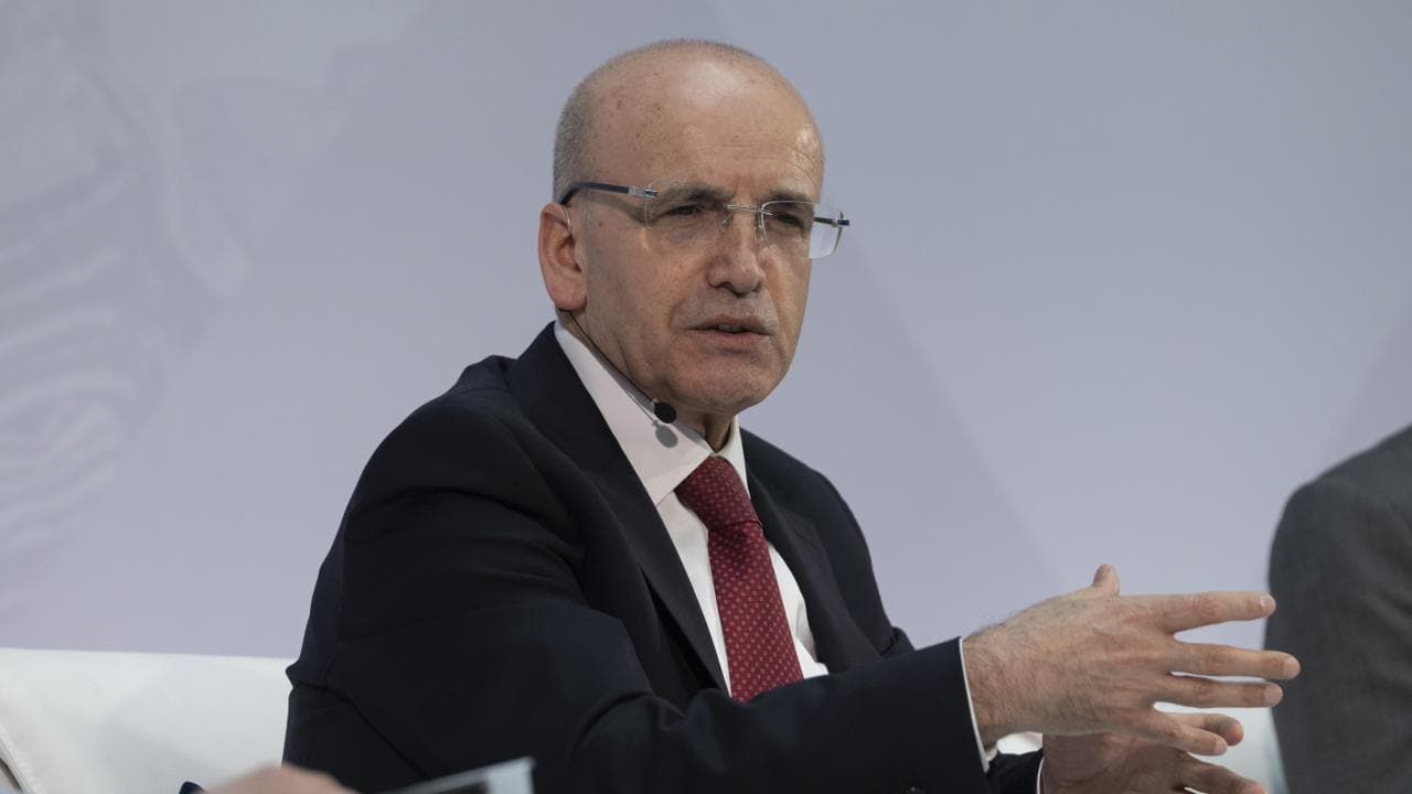 Bakan Şimşek'ten fon soruşturması açıklaması: Sistematik bir problem yok