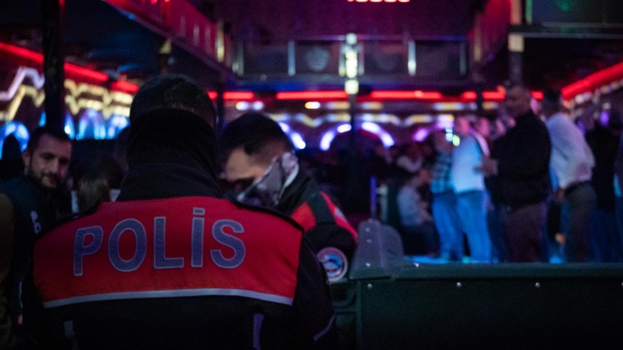 Ankarada eğlence mekanlarına yönelik operasyon: 68 gözaltı
