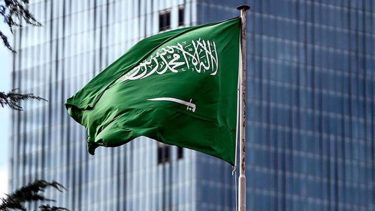 Suudi Arabistan: Cizan kentinde iki havalimanı saldırıya uğradı