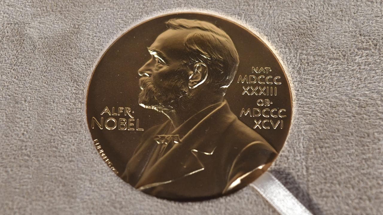 2026 Nobel Barış Ödülü, uluslararası hukuka yönelik çalışmalarından dolayı Navi Pillay'a verildi